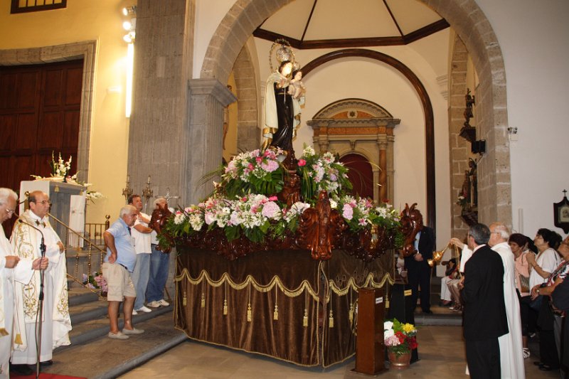 IMG_5747.JPG - Oración a Ntra. Sra.