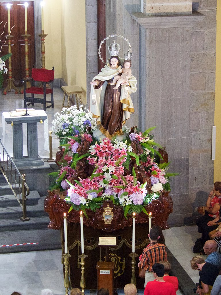 05-_1020129.jpg - Eucaristía Solemne