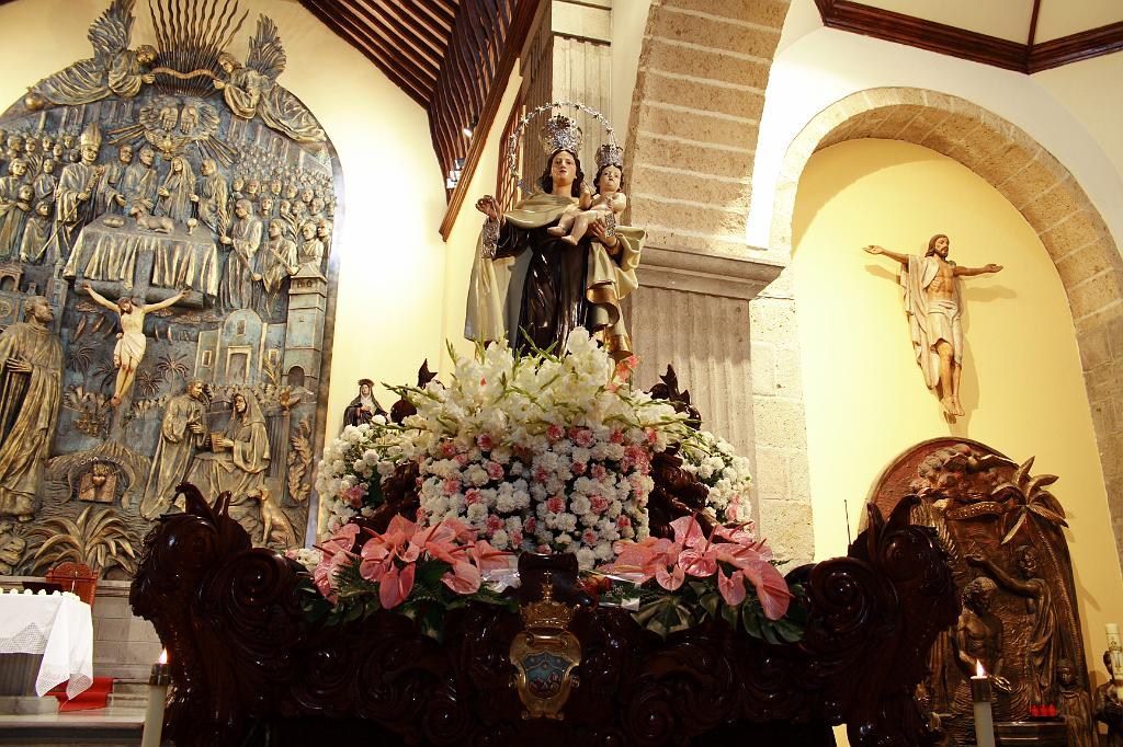 IMG_5078.JPG - Trono de la Virgen del Carmen