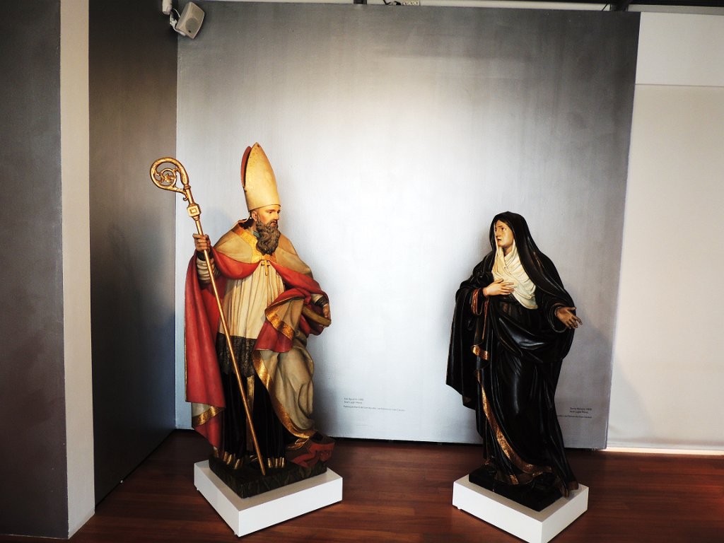 DSCN9998.JPG - San Agustín y Santa Mónica