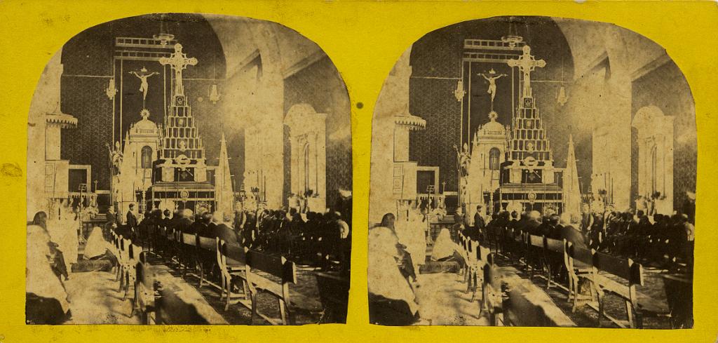 HonrasFunebres_1880_iglesiaSan Agustin.jpg - Honras fúnebres de D. Cristóbal del Castillo y Manrique de Lara - 1 de marzo de 1871. Según consta en su partida de defunción "se le hizo procesión fúnebre hasta el mismo cementerio con acompañamiento de la música y funeral mayor a toda orquesta". Técnica de la imagen: Albúmina-Esteroscópica - Fuente: FEDAC