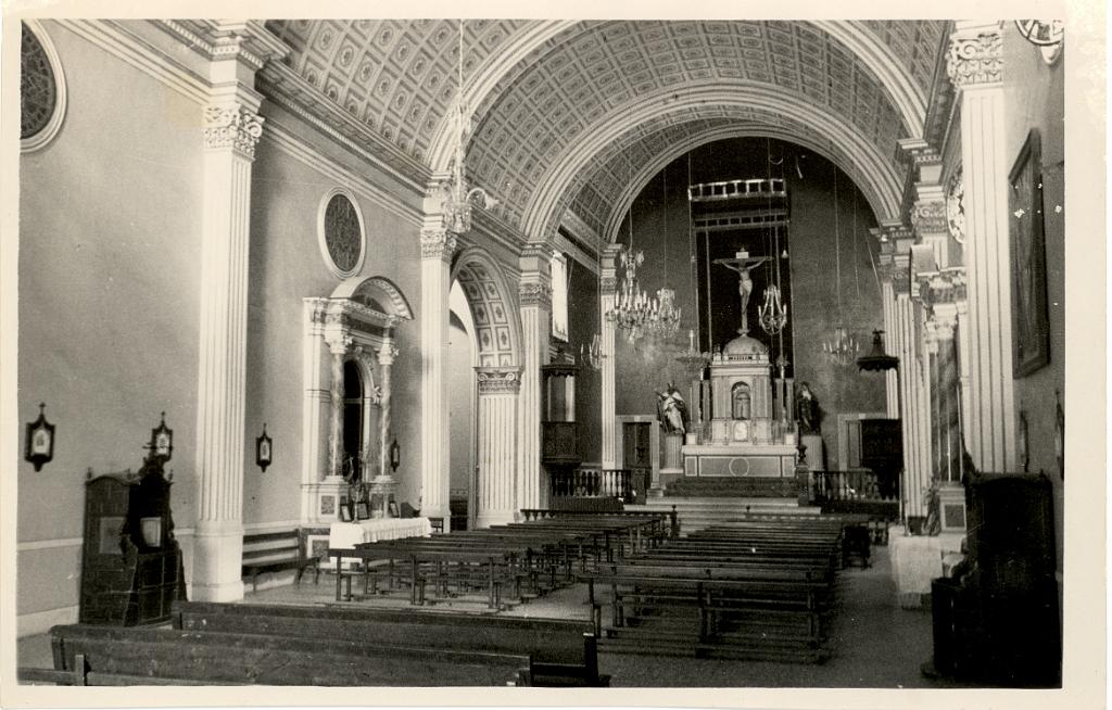 iglesia_1950.jpg - Nave central de la iglesia de San Agustín hacia 1950