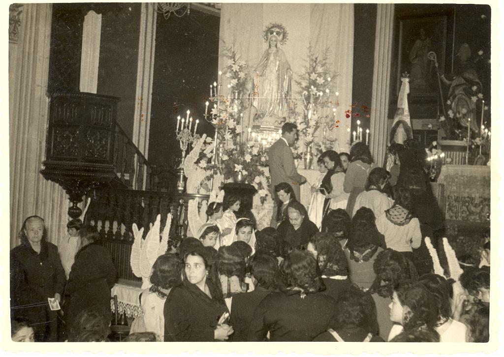 milagrosa_1960.jpg - Fiesta de Ntra. Sra. la Virgen Milagrosa, hacia 1960.