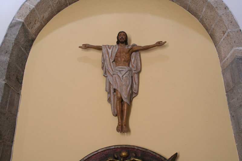 09-IMG_3463.jpg - Imagen de Cristo resucitado, tallado por Alfonso Delicado Gallego en los talleres de Arte Granda.