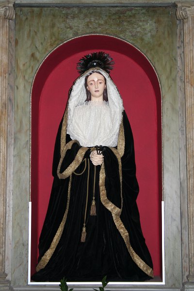 18-IMG_3531.jpg - Imagen de la Virgen de los Dolores, (conocida como la Genovesa) de autor anónimo realizada en el primer tercio del Siglo XVIII.