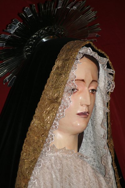 21-IMG_1116.jpg - Imagen de la Virgen de los Dolores, (conocida como la Genovesa) de autor anónimo realizada en el primer tercio del Siglo XVIII.