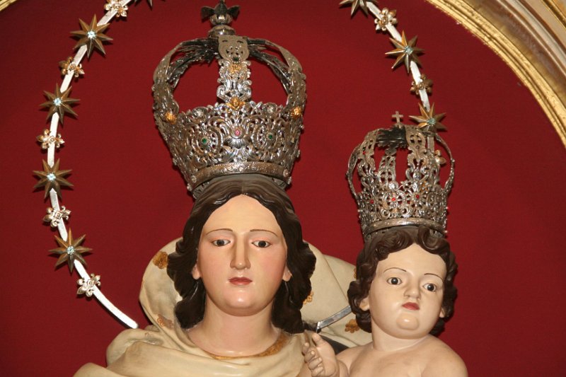 24-IMG_3093.jpg - Imagen de la Virgen del Carmen, obra de José Luján Pérez realizada en 1815 .