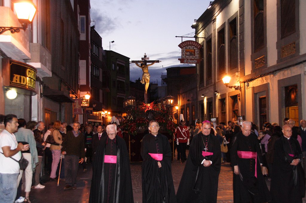 IMG_5491.jpg - Procesión Magna Interparroquial a su regreso por la C/ Mendizabal