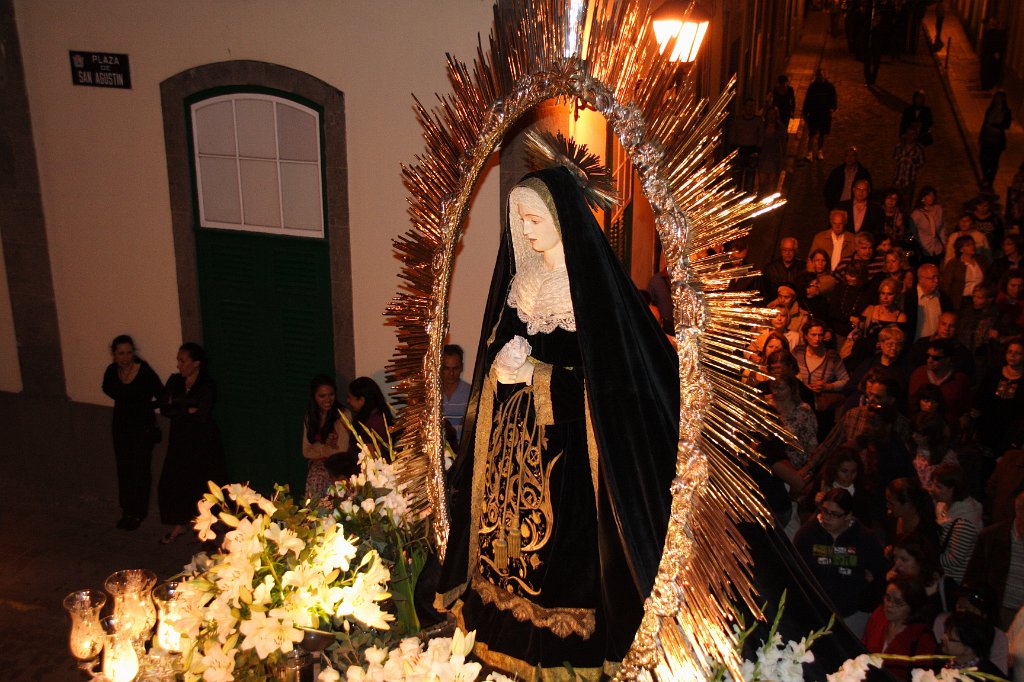 IMG_5507.jpg - Procesión Magna Interparroquial a su regreso por la C/ Mendizabal