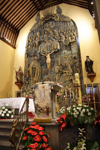 IMG_6701.JPG - Altar mayor preparado para la Vigilia Pascual