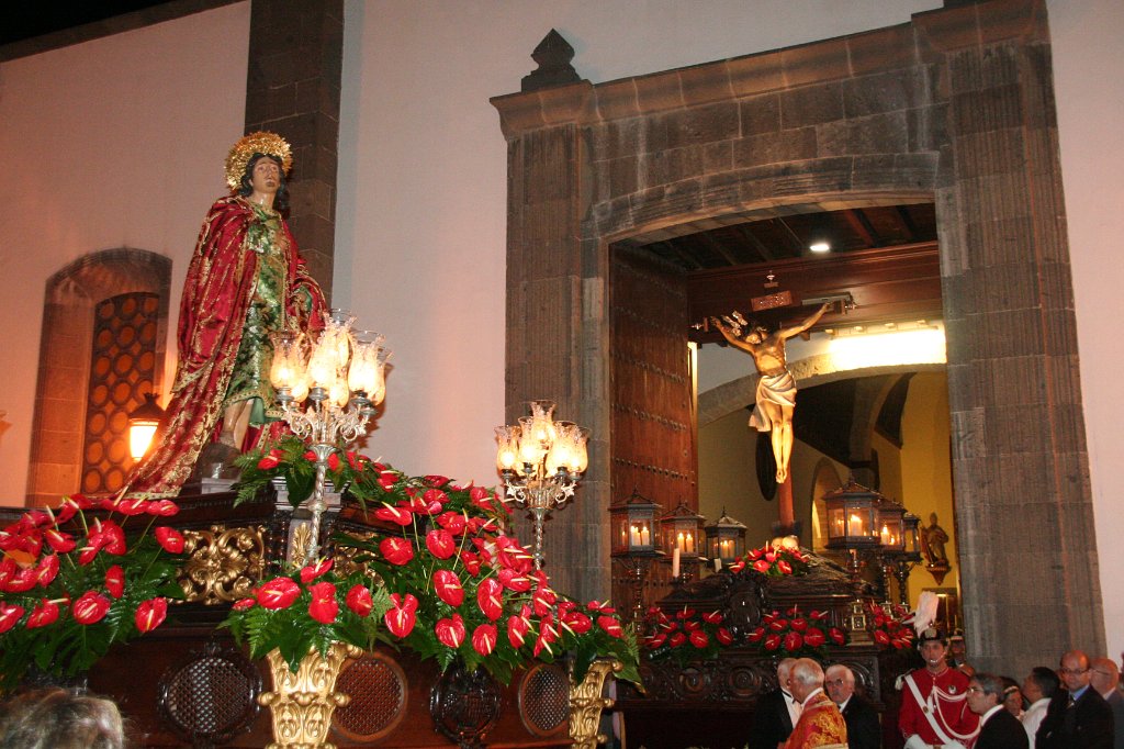 IMG_9850.JPG - Llegada a la Iglesia de San Agustín.