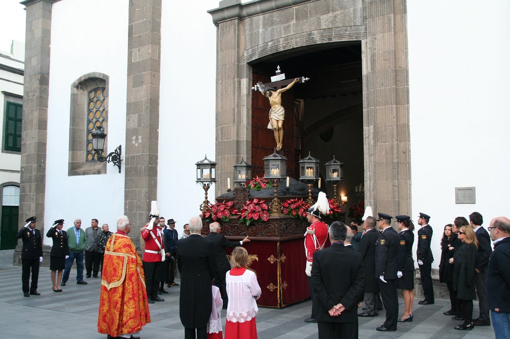 IMG_2344.JPG - Procesión Magna Interparroquial. Salida del Santo Cristo de la Vera Cruz.
