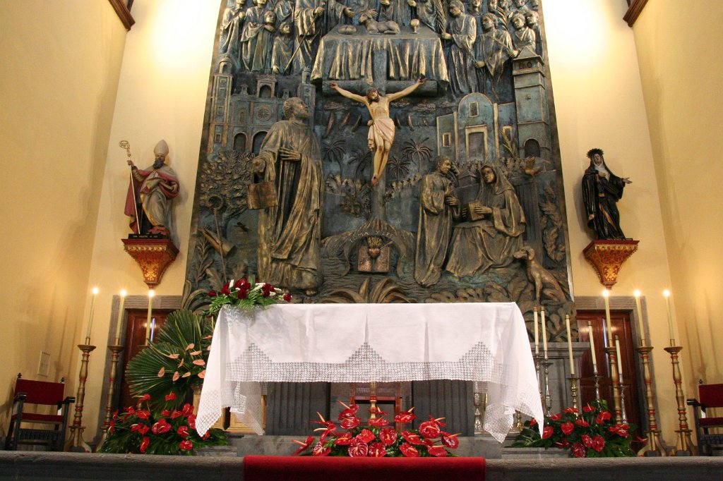 IMG_2430.JPG - Altar Mayor preparado para la Vigilia Pascual