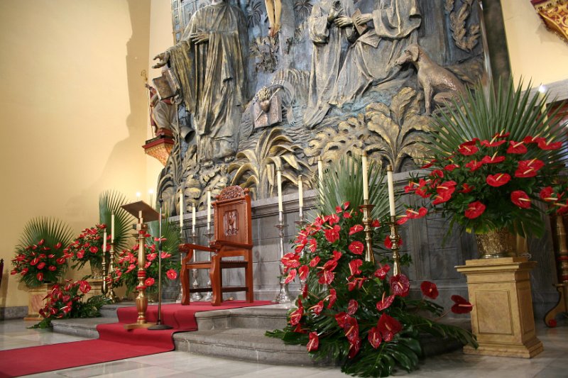 IMG_3197.JPG - Altar Mayor preparado para la Vigilia Pascual